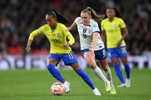 凭借扎实的 凭借扎实的