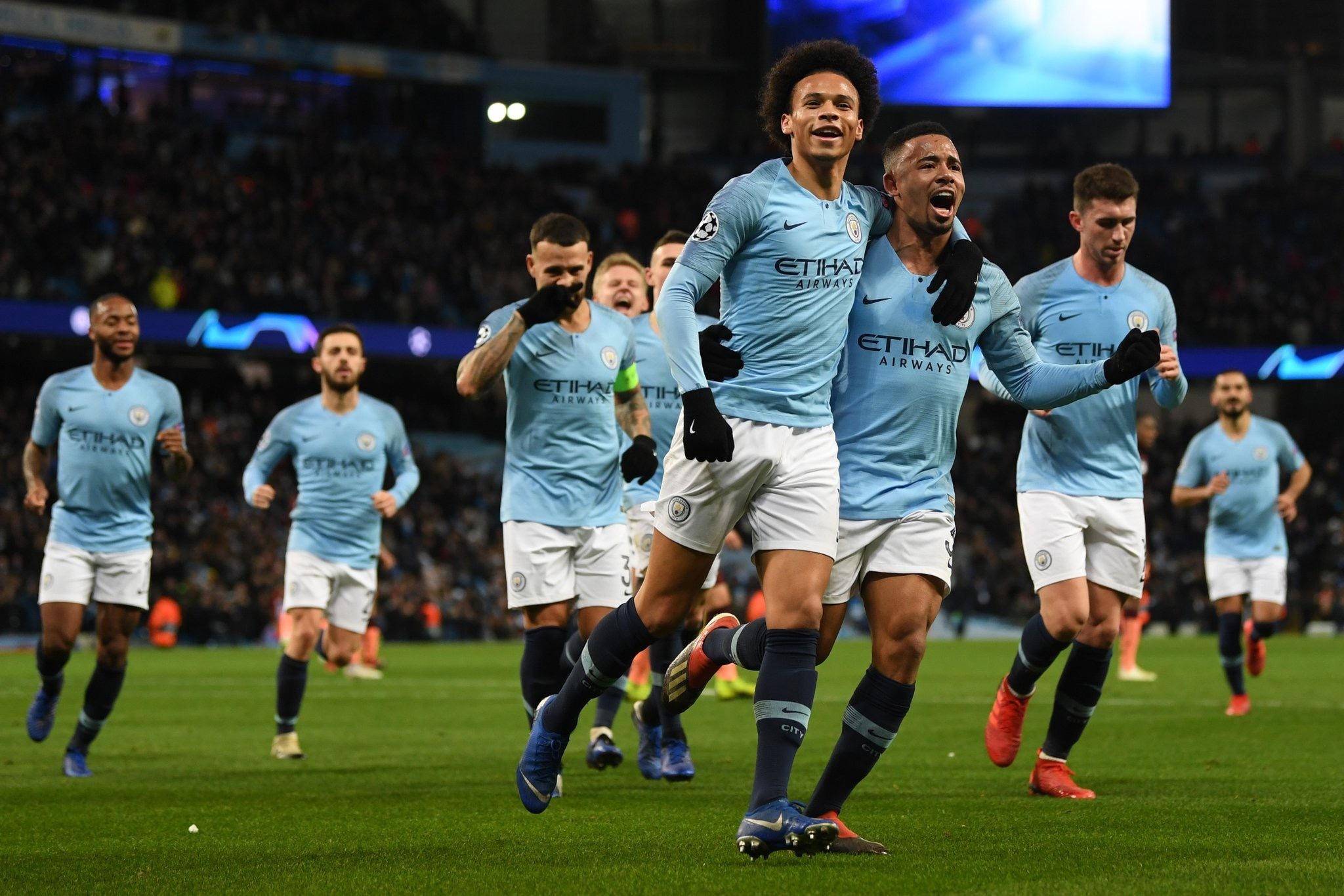 而巴塞罗那 而巴塞罗那